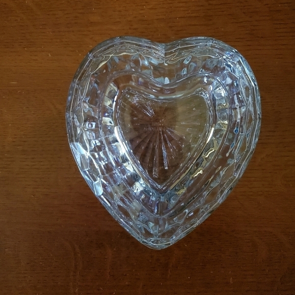 Homeco Heart Shaped Glass Anything Holder - Picture 1 of 5